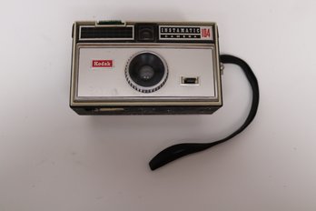 Vintage Kodak Instamatic 104 Camera - Retro Photography Charm