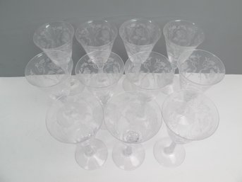 Elegant Set Of 11 Etched Crystal Wine Glasses - Perfect For Entertaining And Collecting