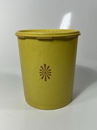 1970s Golden Harvest Accordion Top  Tupperware