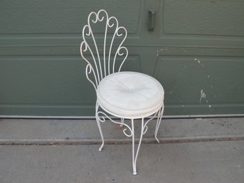 White Metal Wire Vanity Chair With Curved Back And Padded Seat