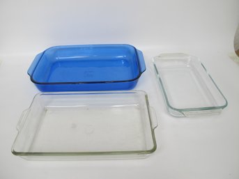 Vintage Pyrex Glass Baking Dishes - Set Of 3