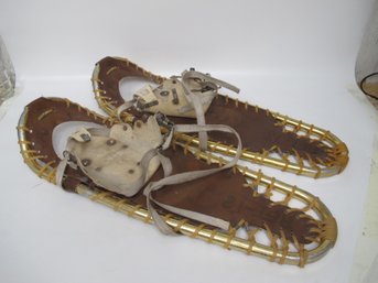Vintage Magnesium Military Snowshoes - Size 12x28