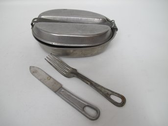 Vintage 1945 US Military Mess Kit With Utensils