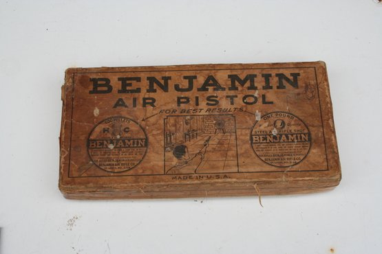 Vintage Benjamin Franklin Air Pistol Model 117 W/Original Box