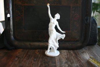 Gorgeous Large Goebel Art Deco Dancing Lady With Ball Figurine