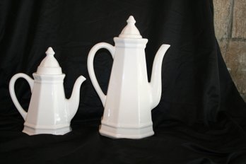 Pfaltzgraff Heritage White Stoneware 13' Coffee Pot & 9 1/2'' Teapot