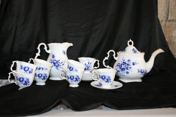 Lot Of Royal Albert 'Connoisseur' China - 8-Cups & Saucers, Teapot & Pitcher