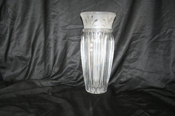 Beautiful Large Crystal 'Cristal D'Arques Paris' Vase With Frosted Floral Decorated Rim