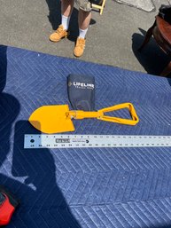 Lifeline Shovel With Pouch