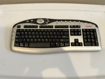 Battery Operated Wireless Keyboard Compaq