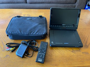 Sony Portable DVD Player With Remote And Carrying Bag