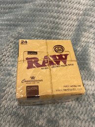 New Box Raw Rolling Papers