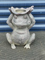 Frog Statue Garden Pot Holder