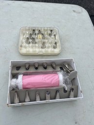 Vintage Baking Icing Set