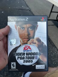 PlayStation 2 Game Tiger Woods Golf