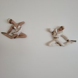 2 Wall Statues - Dancers