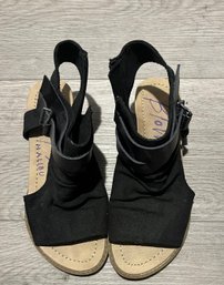 Womans Shoes Size 6