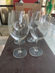 4 Wine Glasses