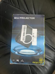 New Mini Projector