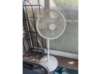 Lasko Floor Fan