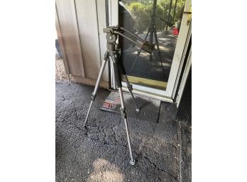 High End Heavy Duty Tripod