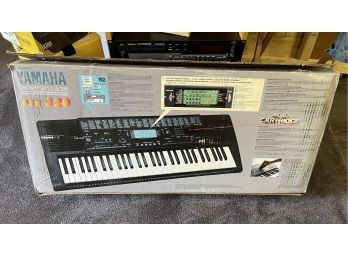 Yamaha Portatone Keyboard