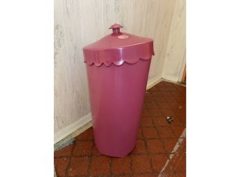 Lidded Bin