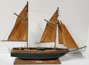 VTG Wooden Ship 'Maine'