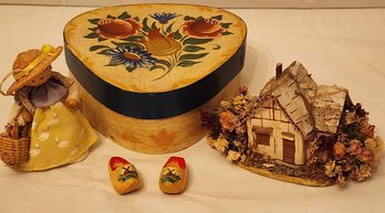 Vintage Tulip Box And Minis