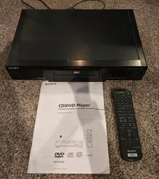 Sony CD/DVD Player With Remote