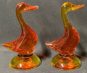 Vintage Viking Glass Amberina Goose Set