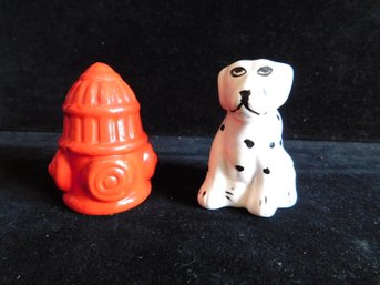 Dog And Fire Hydrant Salt & Pepper