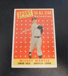 1958 Topps Baseball Card #487 Mickey Mantle 58' All Star (No Creases - Printing Lines)