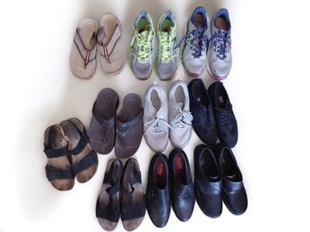 Lot Of Women's Shoes Size 8-9