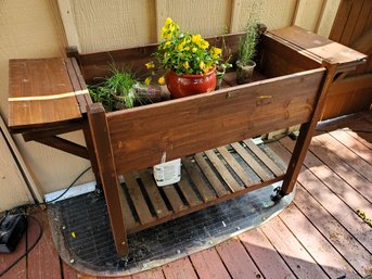 Standing Plant Box On Caster With Expandable Work Space