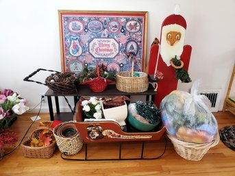 Lot- Xmas, Santa, Baskets, Sled