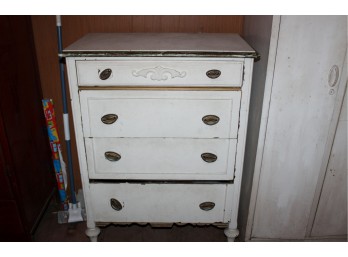 Vintage Dresser W/Mirror Item #56