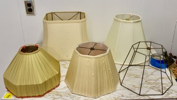 VINTAGE LAMP SHADES (4) - MIXED SIZES & SHAPES - (1) LAMP FRAME - LAMPS NOT INCLUDED - ITEM#44 BSMT