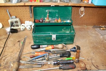 VINTAGE ASSORTED SCREW DRIVERS AND CHISELS - TOOLBOX - ITEM#66 BSMT
