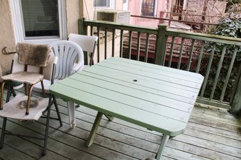 PICNIC TABLE W/FOLDING CHAIRS AND OUTDOOR CHAIR (5)- ITEM#109 YARD