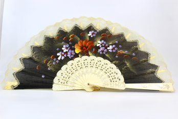 VINTAGE HAND PAINTED HAND HELD FAN - MADE IN SPAIN - ACCENTED WITH FLOWERS! - ITEM#129 DR