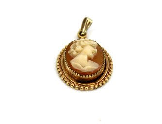 VINTAGE SHELL CAMIO PENDANT WITH GOLD FRAME - 12K - 2.3 GRAMS - ITEM#166 BOX