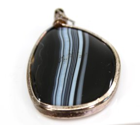 VINTAGE BLACK AND GRAY GLASS PENDANT SURROUNDED BY SILVER - STERLING SILVER - ITEM#169 BOX