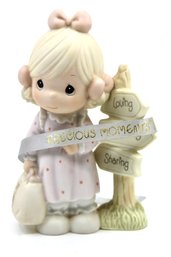 VINTAGE PRECIOUS MOMENTS FIGURINE - LOVING, CARING AND SHARING ALONG THE WAY - 1992 - ITEM#303 RM1