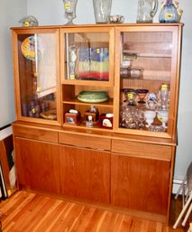 MID CENTURY MODERN HUTCH - MADE BY HOUSE OF NORWAY - LIGHTS UP & WORKS - ITEM#564 LVRM