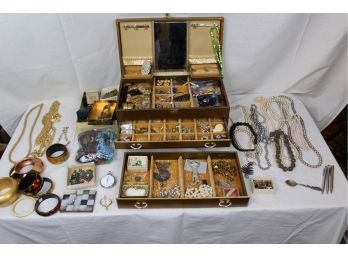HUGE Mixed Lot Of Costume Jewlery! Fair To Good Condition - Item #120