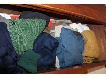 Assorted Lot Of Men's Sweaters And Scarves -  Good Condition - Item #100