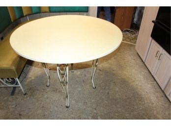 RETRO Vintage Speckled Round Table - Wrought Iron Legs! GOOD CONDITION! - Item #19