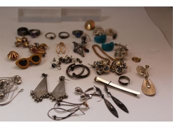 Vintage Lot Of 25 Pin's, Rings, Earrings, Charms And MORE! Item# 114