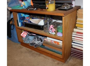 TV Stand! Great Condition - Item #02
